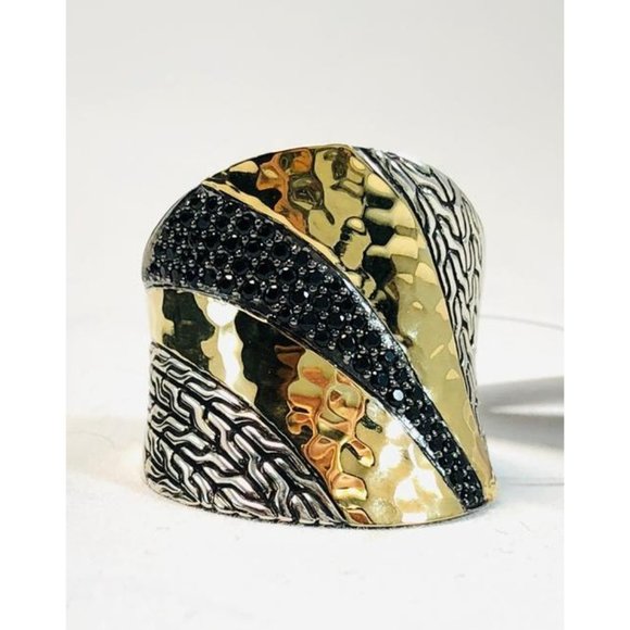 JOHN HARDY Hammered 18k Gold , Black Saphire and Spinel Saddle Ring - Picture 10 of 10